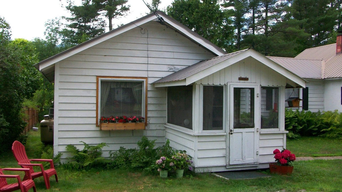Keene Cottage | Keene Cozy Cottage in the Heart of the Adirondack Mountains!