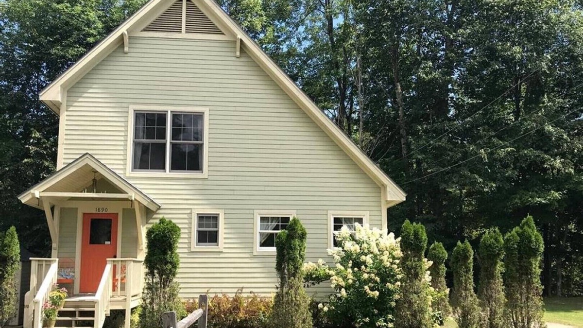 Keene Valley House | Keene Kottage 1890! Waterfront in the High Peaks!
