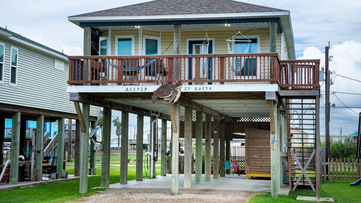 Surfside Beach House | Keep It Salty
