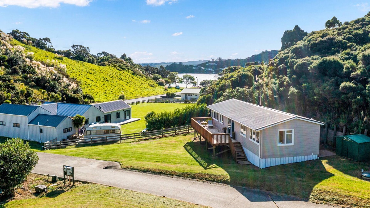 Tutukaka House | Keepin' it Coastal - Tutukaka Holiday Home