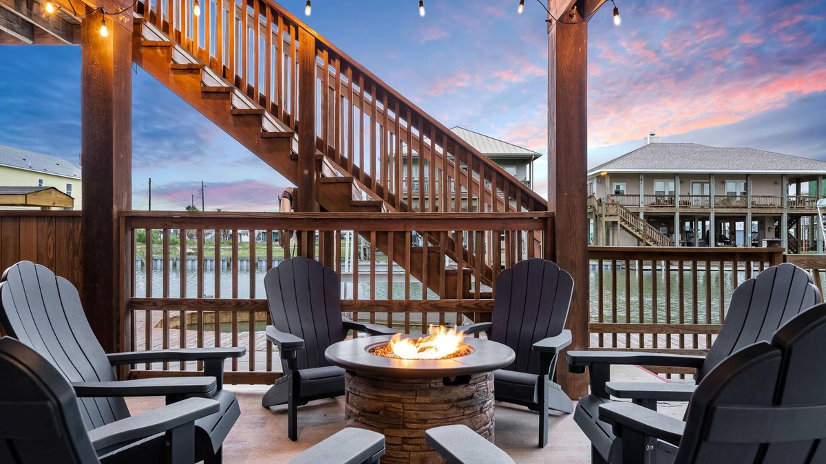 Rockport House | Keepin' it Reel | Amazing Views!