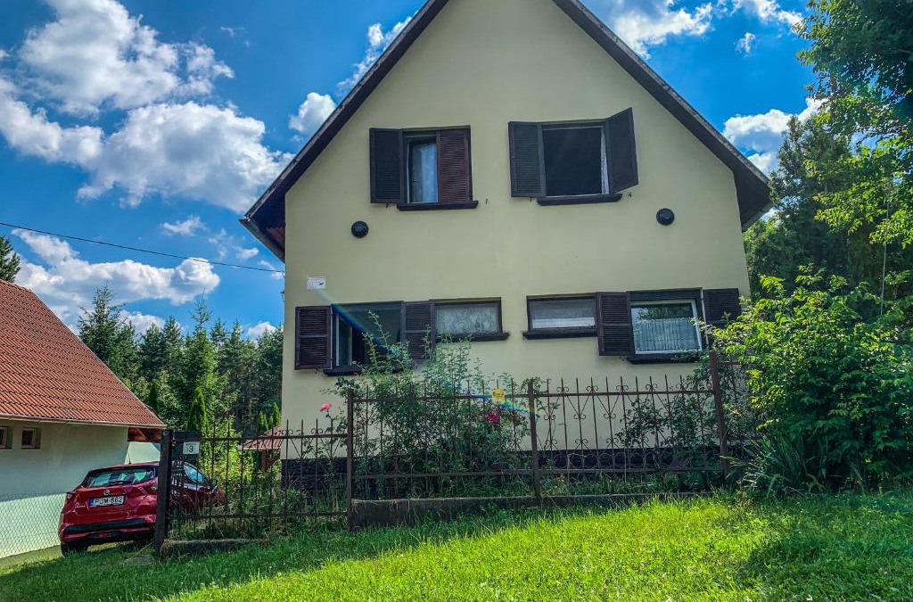 Matraderecske House | Kékesi Apartment with forest view