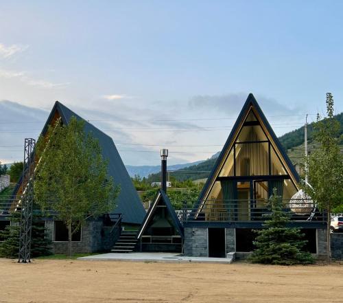 Artavaz Cabin | Kelejyan's