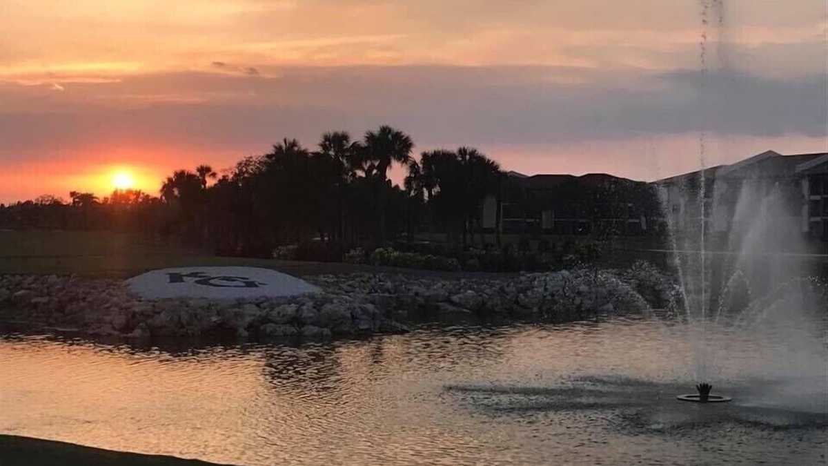 Iona Condo | Kelly Greens Golf & Country Club! 1st Floor Renovated