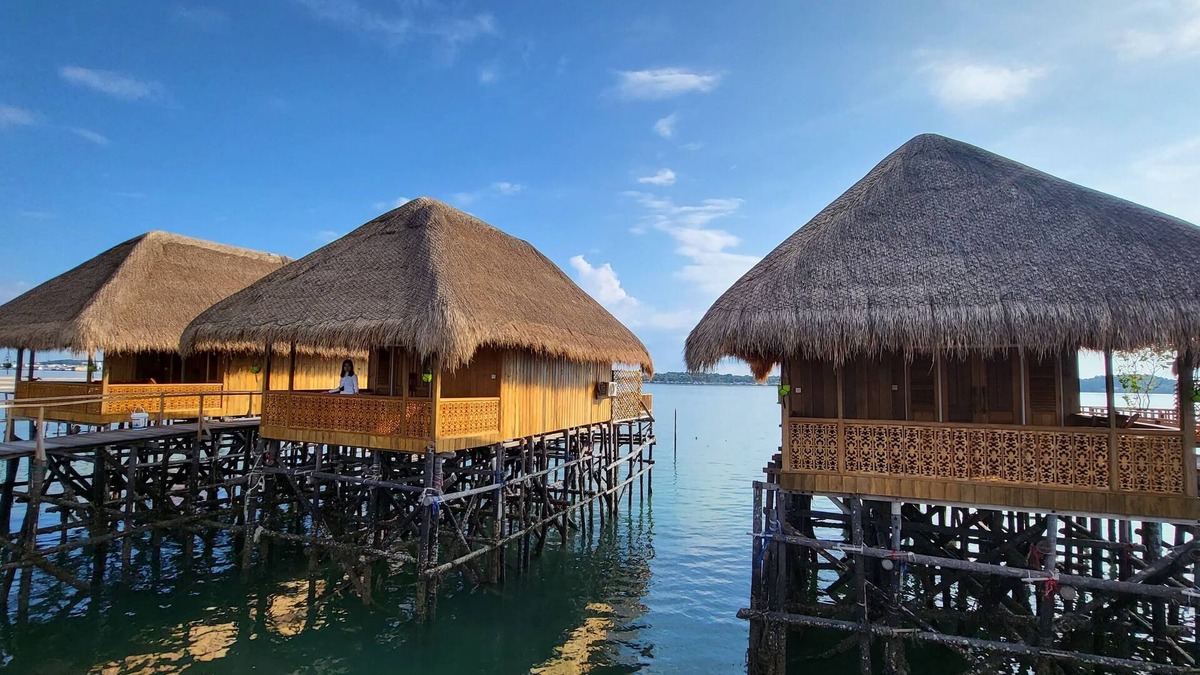Tanjung Pinang Villa | Kelong Pancing Madu Tiga