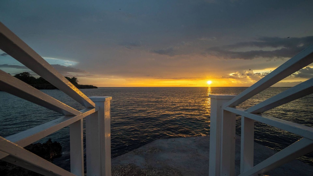Lances Bay Villa | Kelso Sunset Villas - Single Villa (Sunrise)