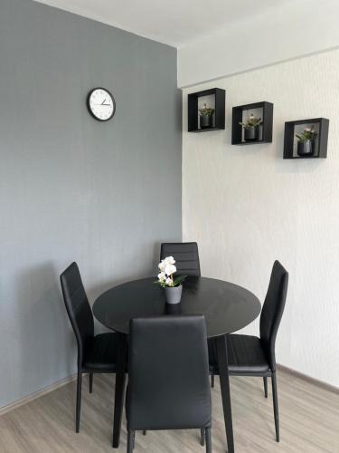 Kemi Apartment | Kemi CITY III near snowcastle, premium 2 rooms , kitchen , glazed balcony, FREE private parking