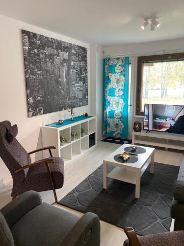 Kemi Apartment | Kemi city ll, near snowcastle, premium 3 rooms, kitchen , glazed balcony FREE PARKING