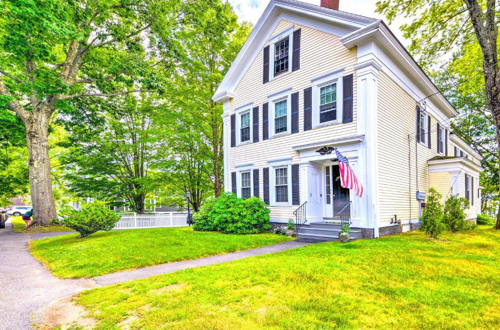 Kennebunk Apartment | Kennebunk Apartment with Local Beach Access!