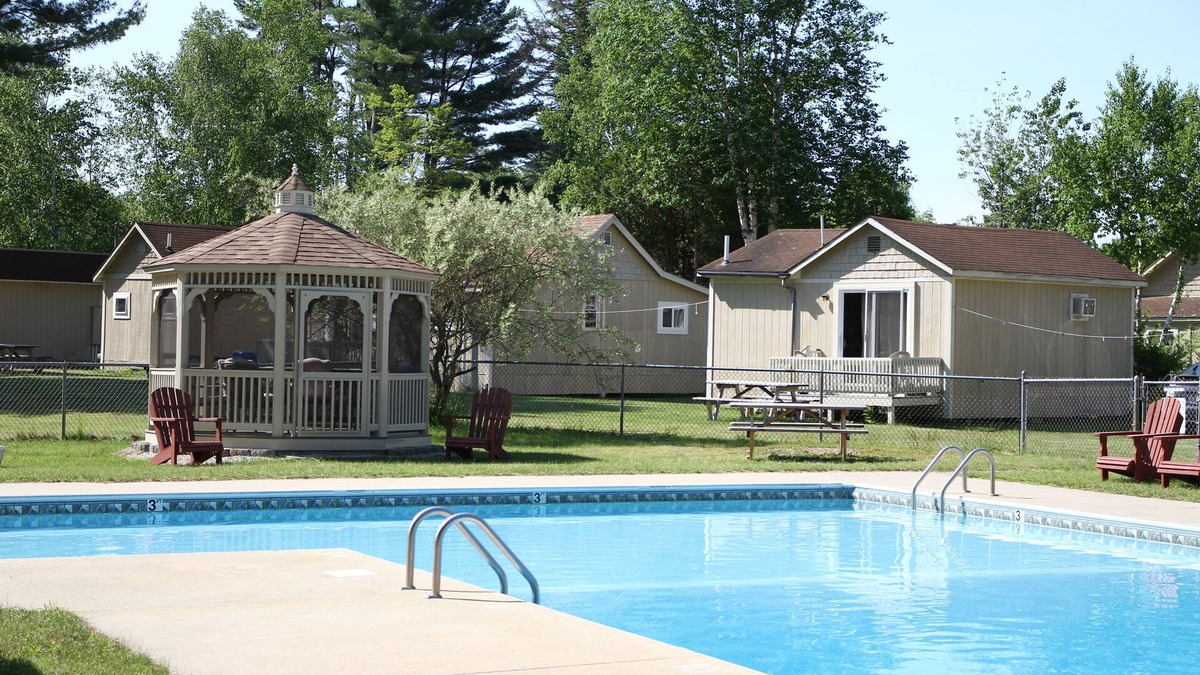 Kennebunk Hotel | Kennebunk Gallery Motel & Cottages