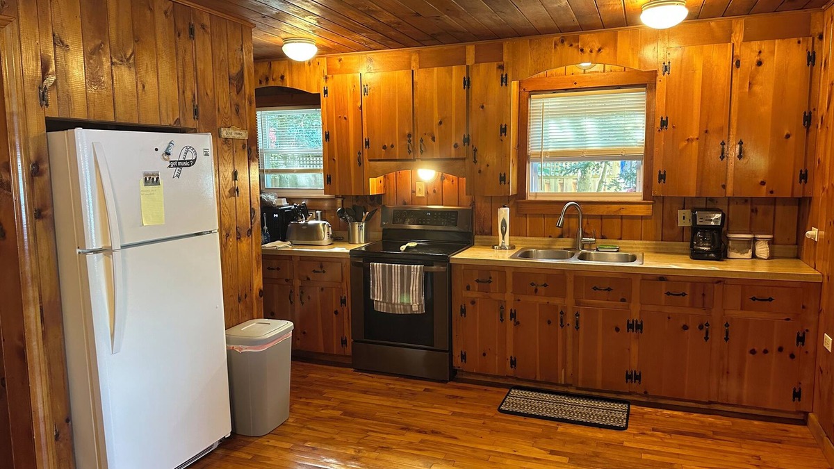 Lyman House | Kennebunk Pond Waterfront House
