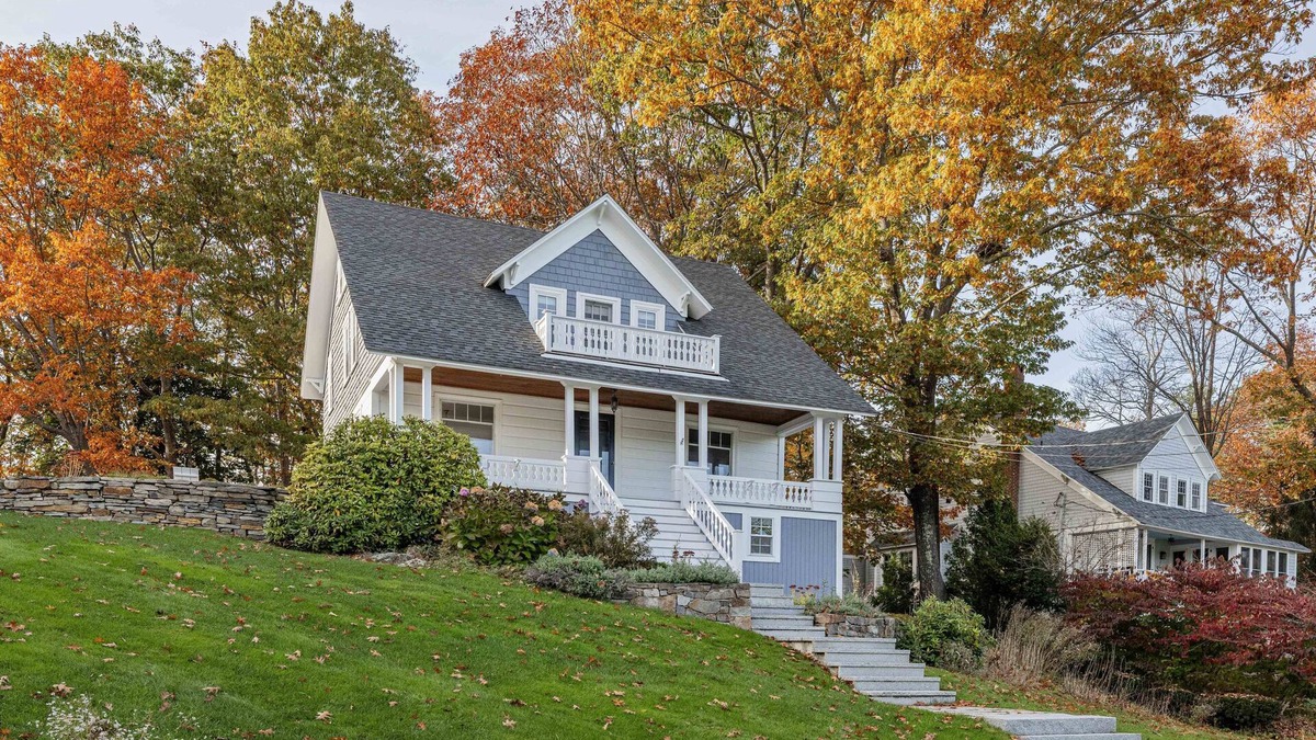 Kennebunk House | Kennebunk's Golf and Beach Haven