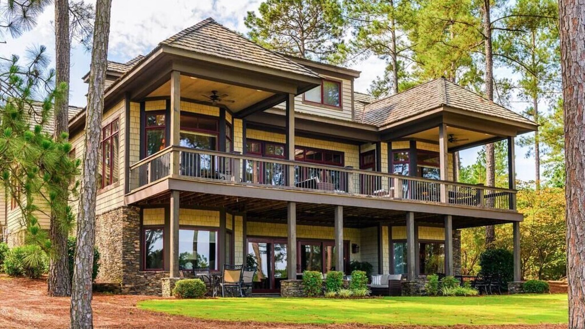 Lemon Springs Villa | Kenwood Villa - Spectacular Golf Views - Sleeps 22