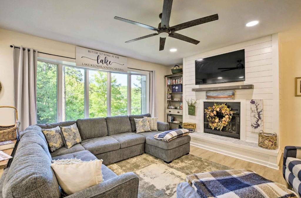 Salem Apartment | Keowee Keys Condo with Resort Amenities Access!