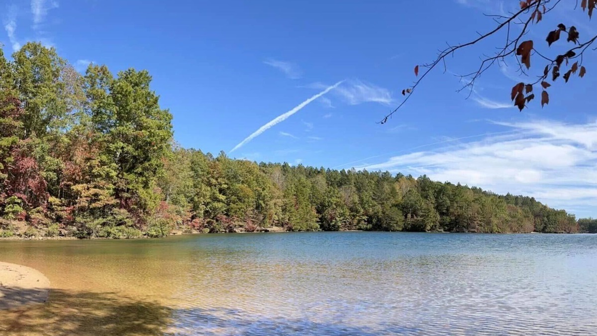 Seneca Cottage | Keowee Waterfront Lakeside Retreat -Keowee Cottage