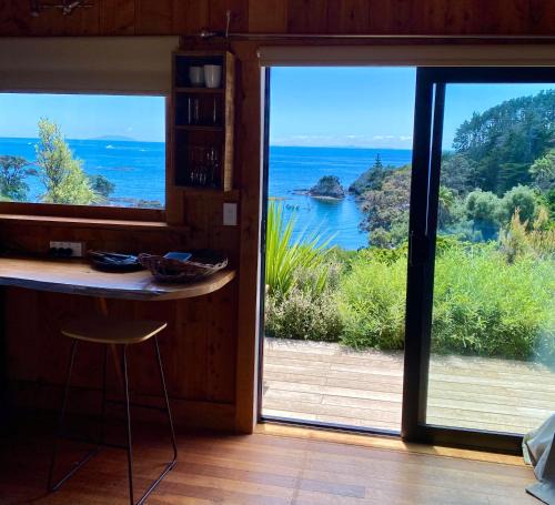 Waiheke Island Other | Kereru Cabin - Spectacular seaviews, Glamping Eco adventure