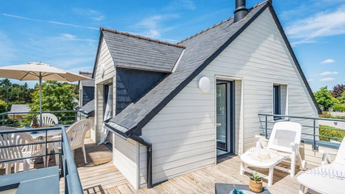 La Trinite-sur-Mer Apartment | Kerisper by Interhome