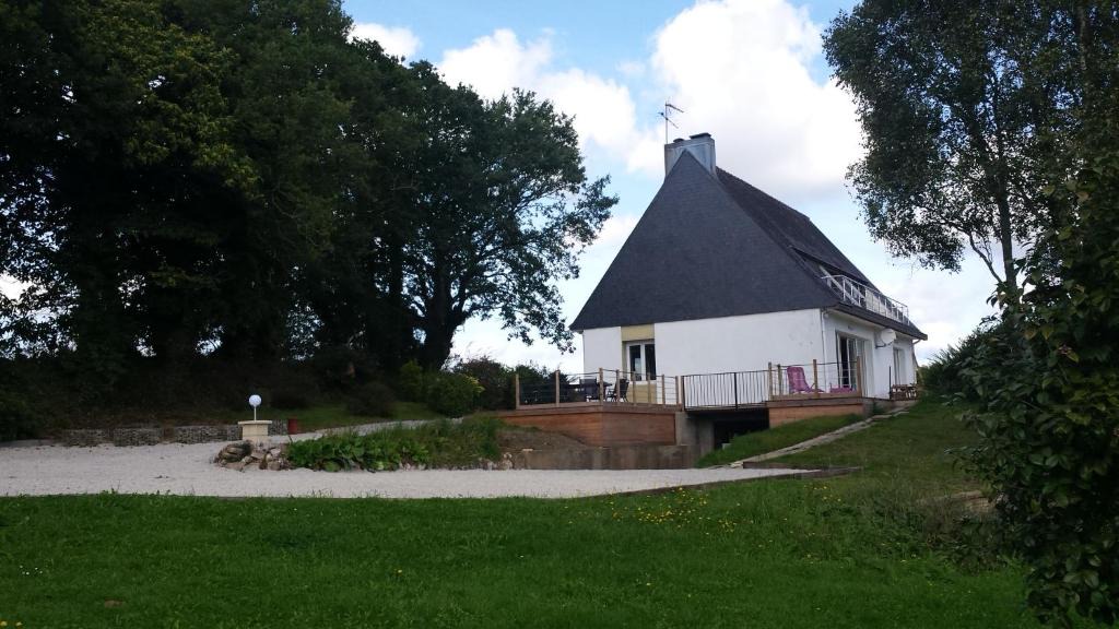 Saint-Thois House | Kerprimel