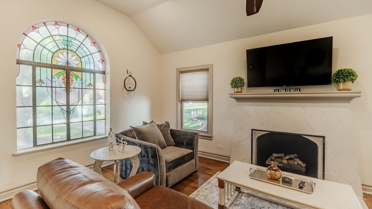 Kessler House | Kessler Park Retreat - Walking distance to Bishop Arts District