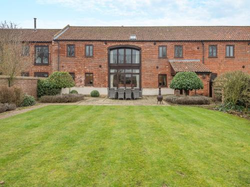 Walsingham House | Kestrel Barn - Cul
