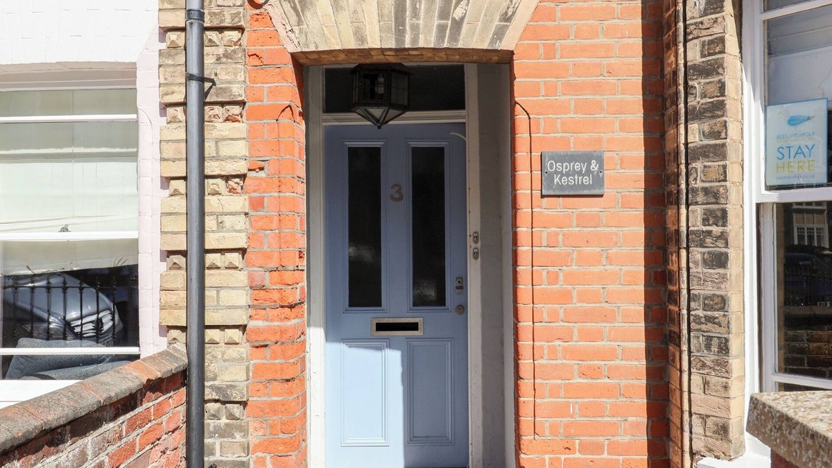 Southwold Cottage | KESTREL, pet friendly, luxury holiday cottage in Southwold