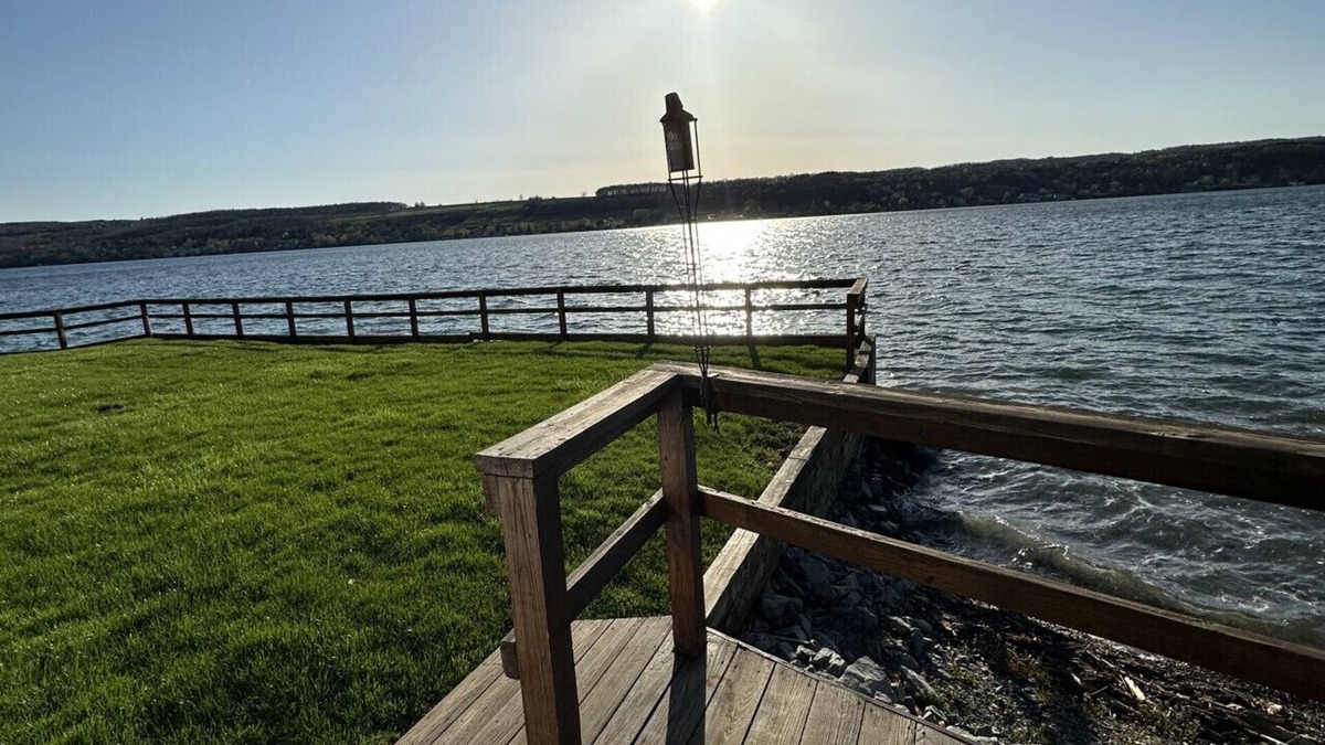 Town of Milo Cottage | Keuka Lake East Side Cottage with walk in beach