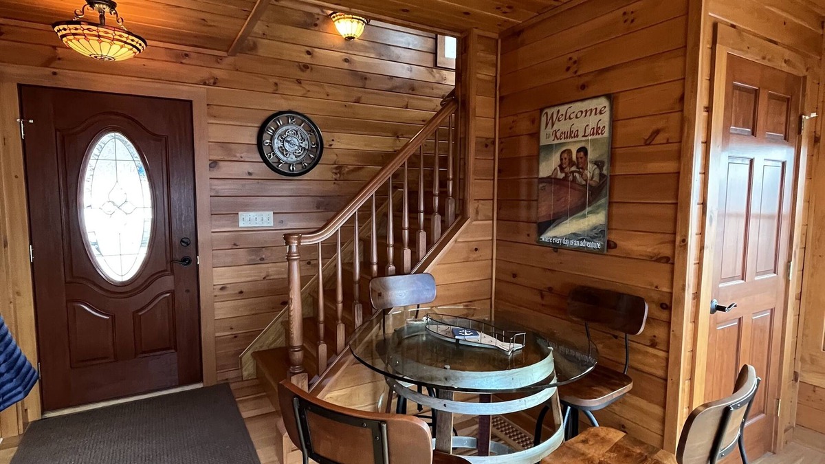 Dundee House | Keuka Lakefront Getaway with private beach and amazing waterfront views
