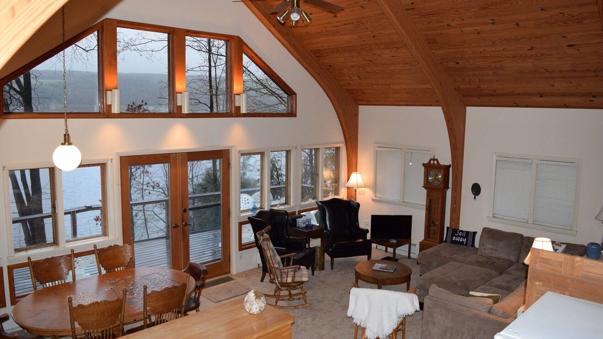 Town of Jerusalem House | Keuka Lakefront Serenity Splendor - Kayaks & Paddleboards included!