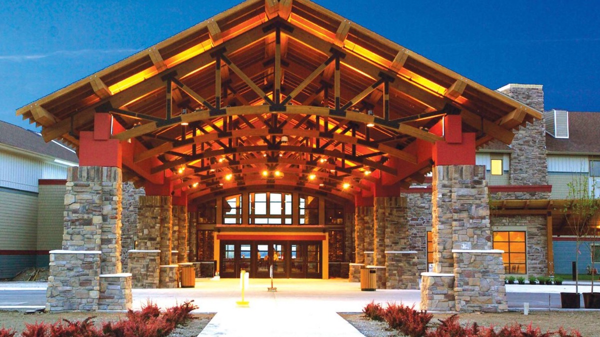 St Ignace Hotel | Kewadin St. Ignace Hotel