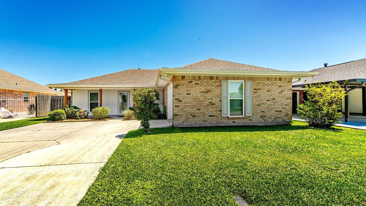 Houma House | Key To ComfortnSpacious 3-Bedroom Getaway in the Heart of Houma!