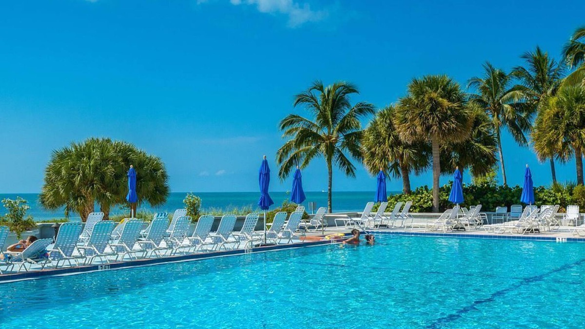 Key West Condo | Key West Beachfront Luxury 2/2 Condo A212