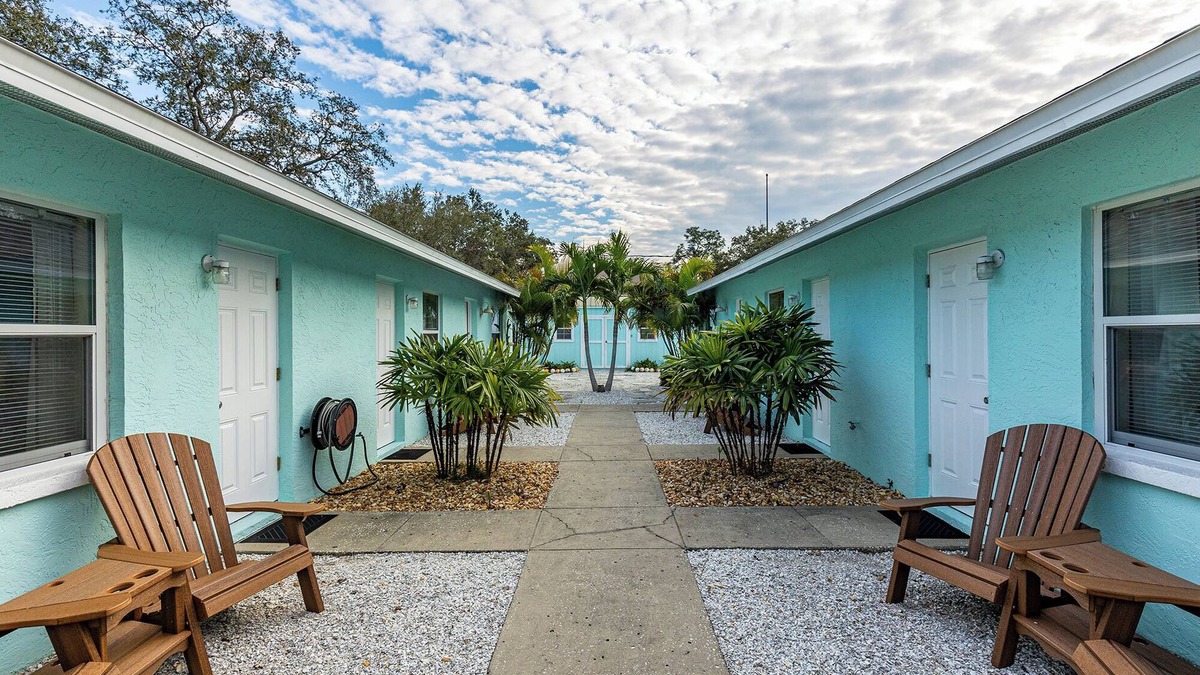 Tarpon Springs Apartment | Key West Style Bungalows!