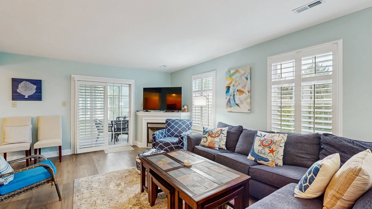 Keys Of Marsh Harbor House | Keys of Marsh Harbor townhouse w/community pool & tennis court, deck, grill