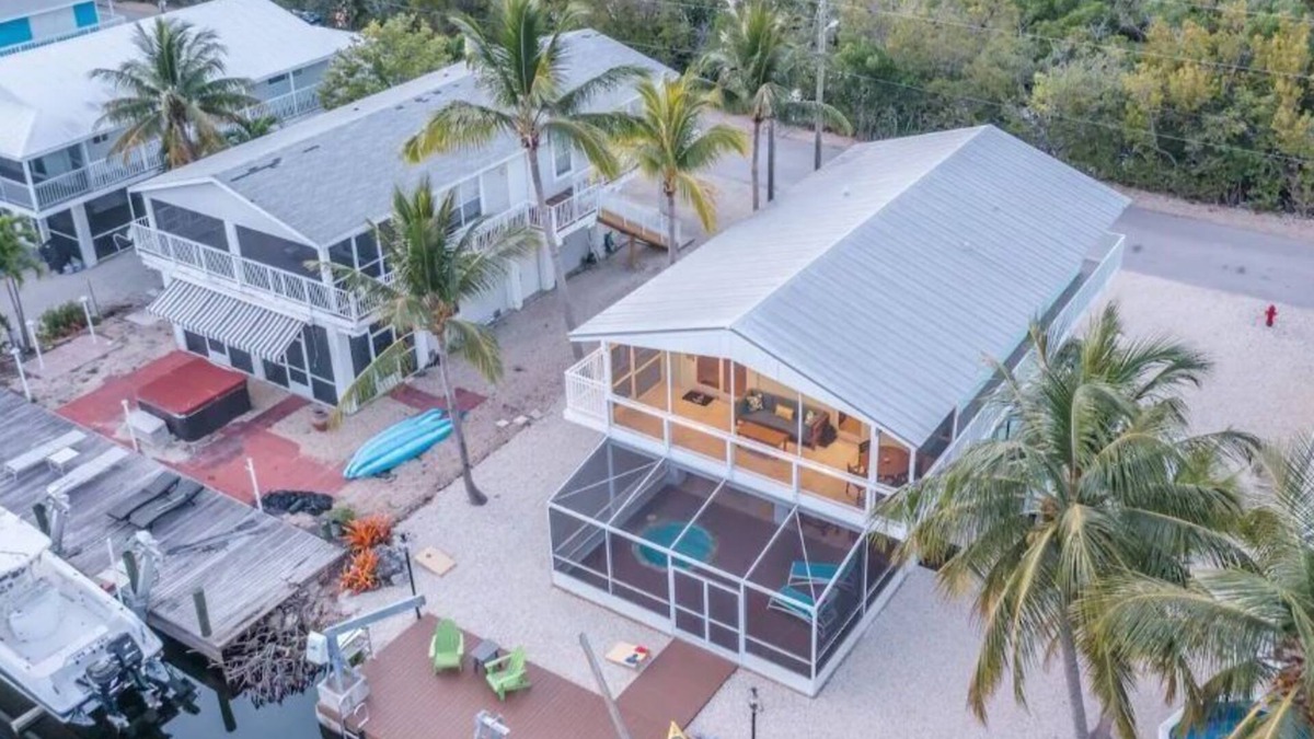 Sexton Cove Estates House | Keys Paradise 3/3 Waterfront, Jacuzzi, Kayaks+More
