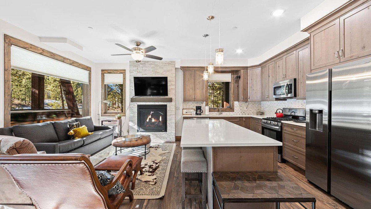 Lakeside Village Condo | Keystone Condo w/Private Hot Tub & Fire Pit in Quiet Location, Shuttle Nearby