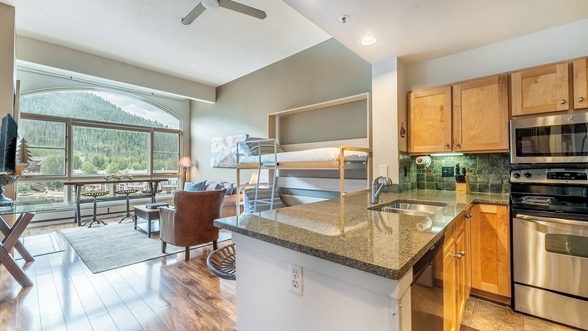 Lakeside Village Condo | Keystone Lake & Mountain Views from Private Patio & Easy Access to Activities