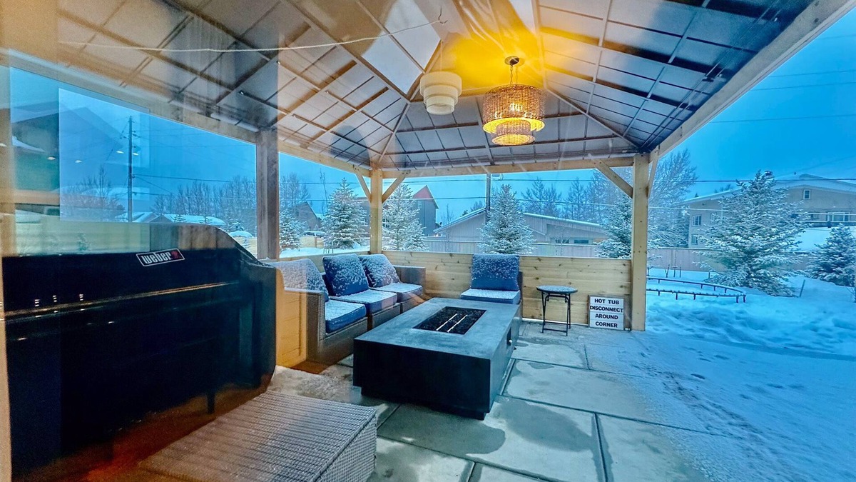Summit Cove House | Keystone Retreat: Gated House, Hot Tub, Firepit, Fenced Yard for Furry Friends