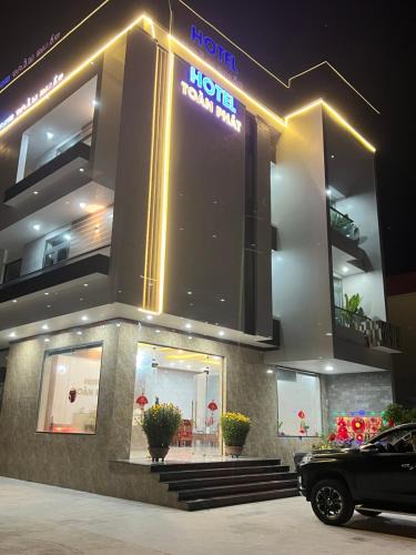 Ninh Hoa Hotel | Khách Sạn Toàn Phát Dốc Lếch