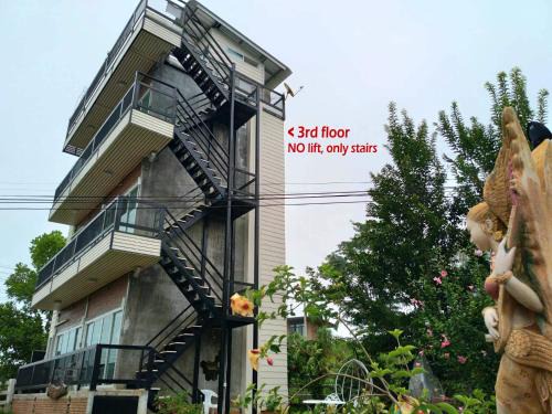 Khaem Son Resort | KHAO KHO SKY WINDS