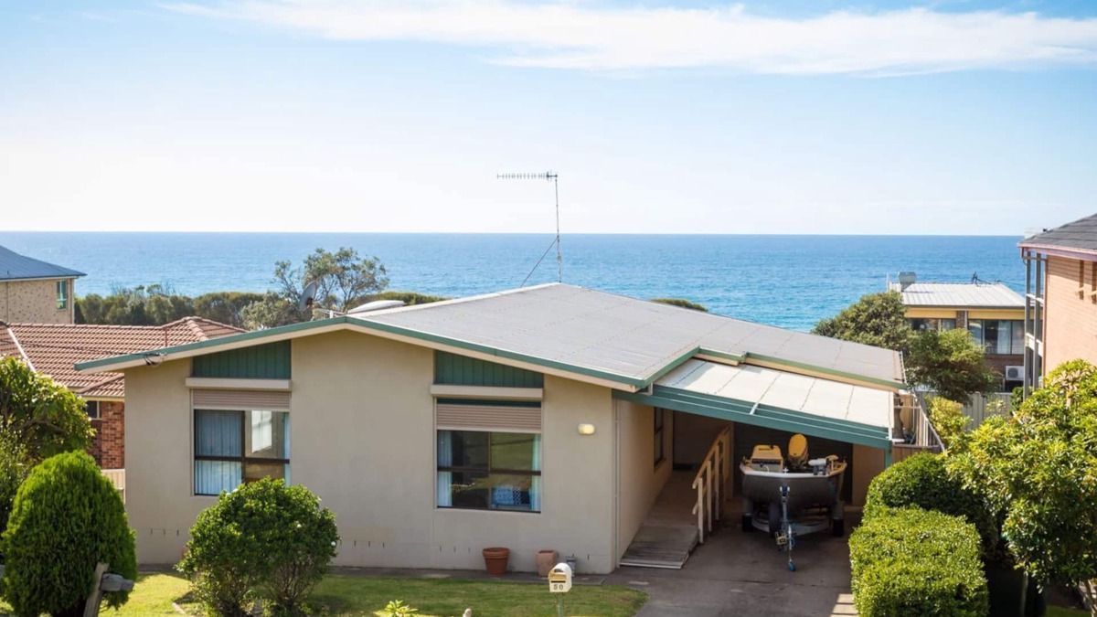 Kianga House | Kianga Parade Beach House