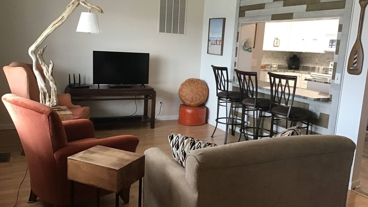 Captain's Cove House | Kick back and relax at “Knot Stressed” in total comfort.