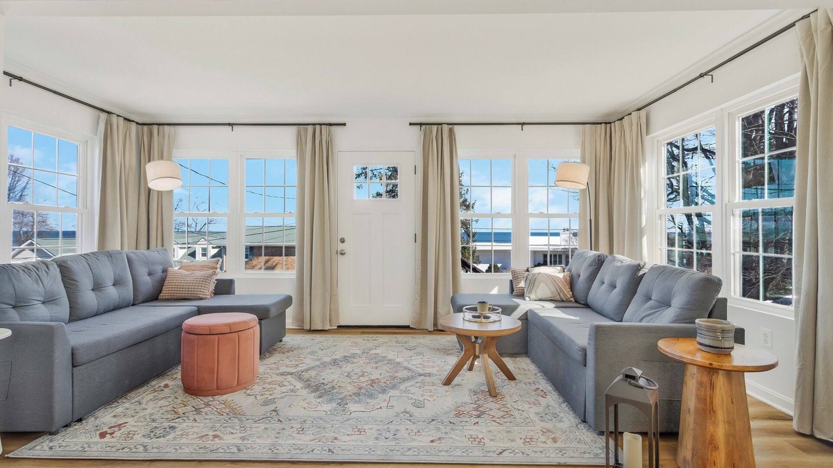 Prince Frederick House | Kick back and enjoy the Chesapeake & this 3-bedroom, calm, stylish space.
