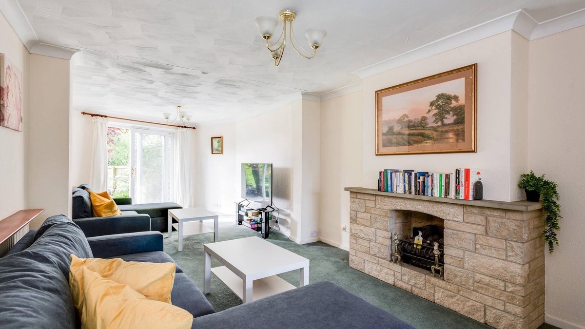 Kidlington House | Kidlington 3 BR House & parking & large garden