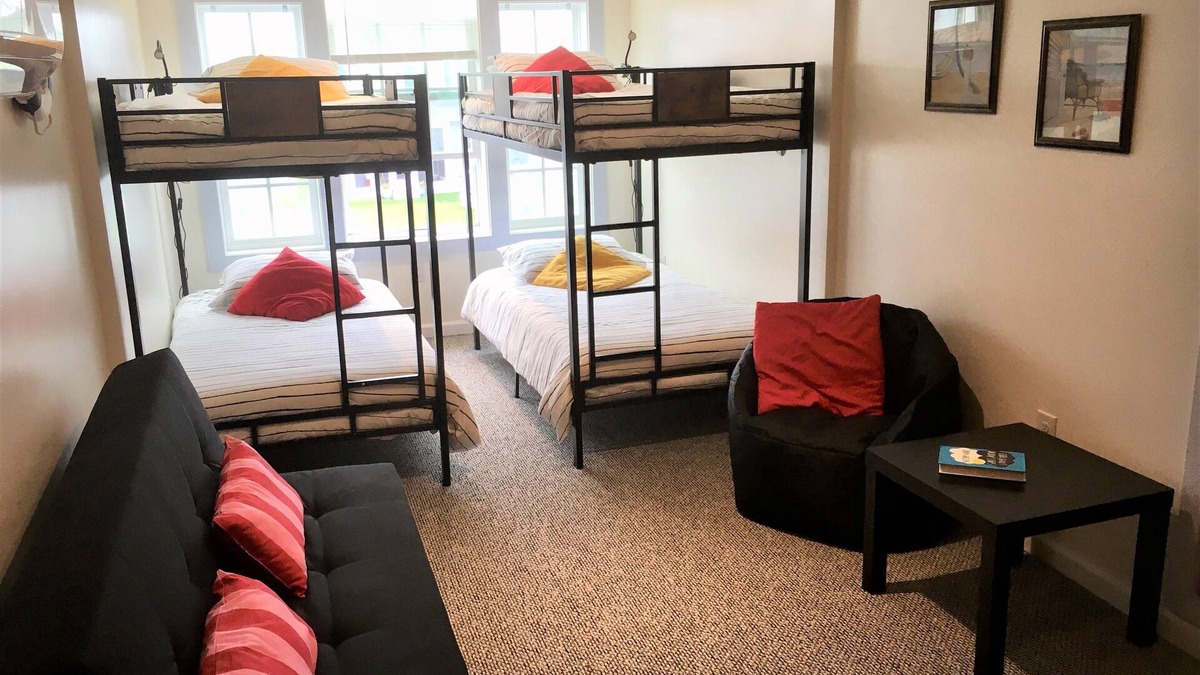 Frankford House | Kids' domain, 3 pools, beach shuttle, bikes & gameroom. Linens included!