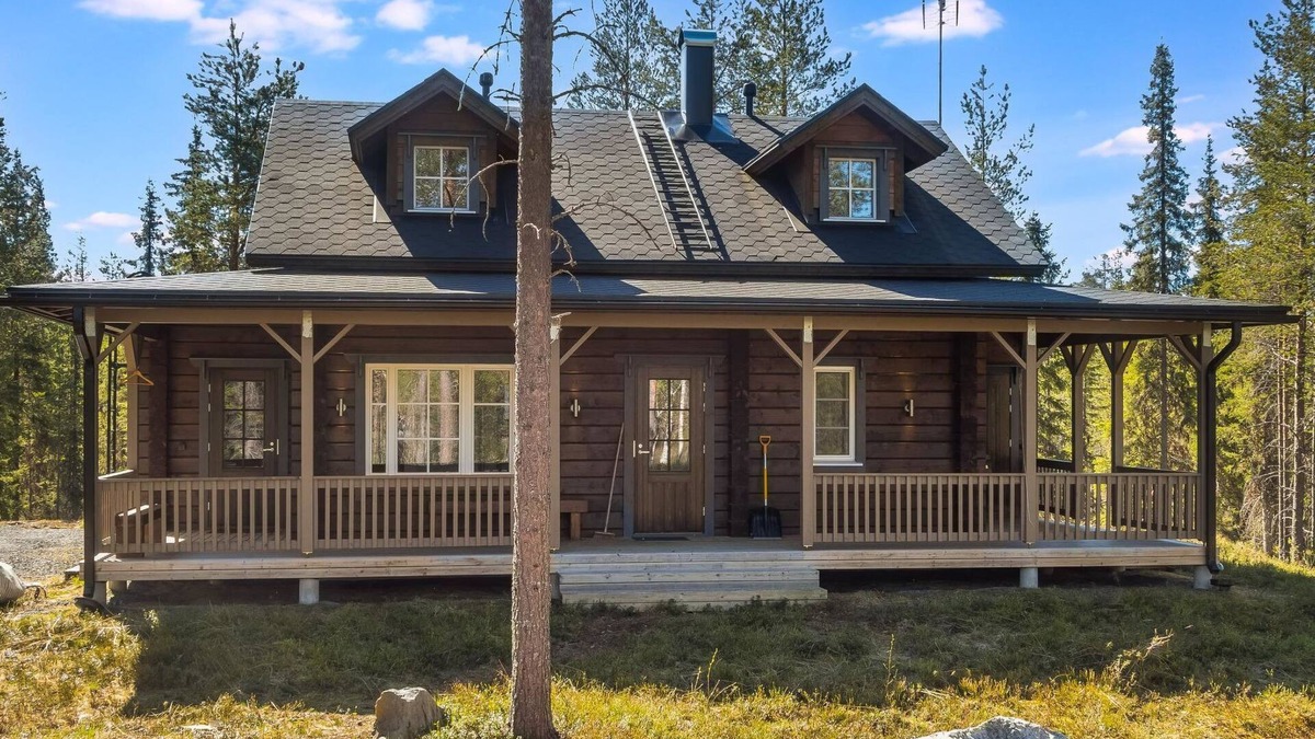 Kuusamo House | Kiehtäjän Kuohu by Interhome