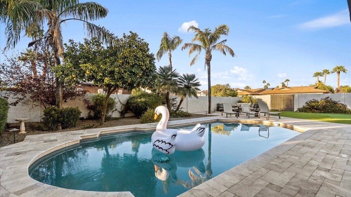 Paradise Valley Village Cottage | Kierland Charm - Heated Pool - In North Scottsdale