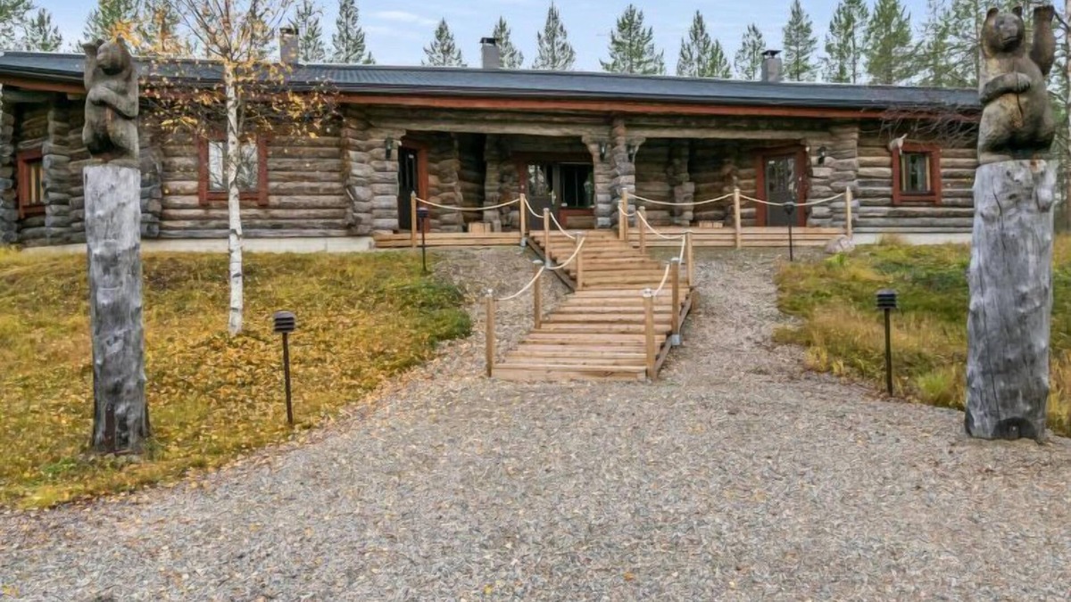 Pyhatunturi House | Kiimaselän Hovi, Kettula by Interhome