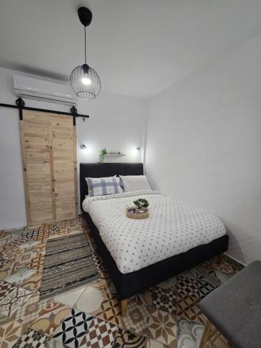 Aigaleo Apartment | Kiki's comfort stay in West Athens