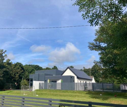 Aghadoe House | Killarney modern family cottage