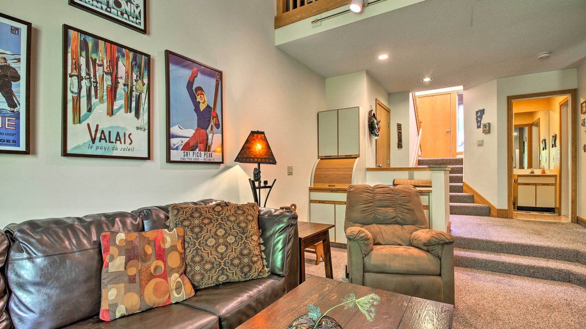 Killington Condo | Killington Condo w/Spa ~ 3 Miles to Ski Resort!